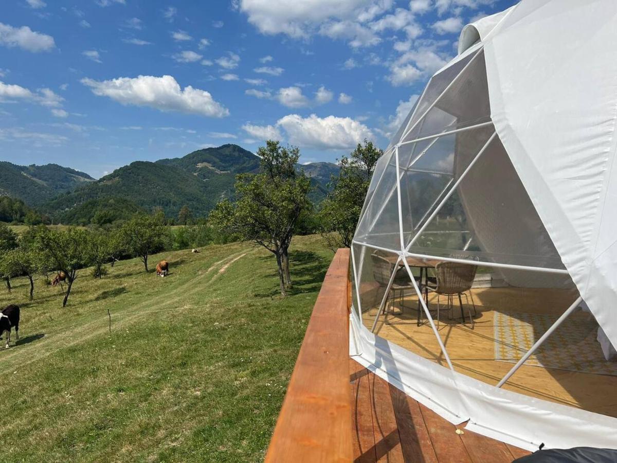 فندق Tranquil Dome - Manta'S Retreat Glamping Cornereva المظهر الخارجي الصورة