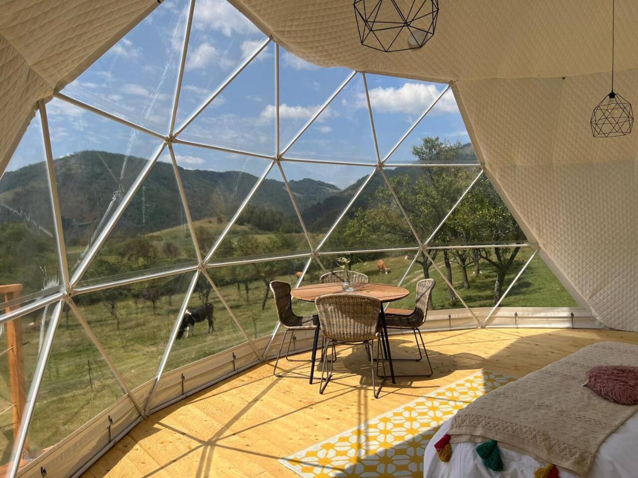 فندق Tranquil Dome - Manta'S Retreat Glamping Cornereva المظهر الخارجي الصورة
