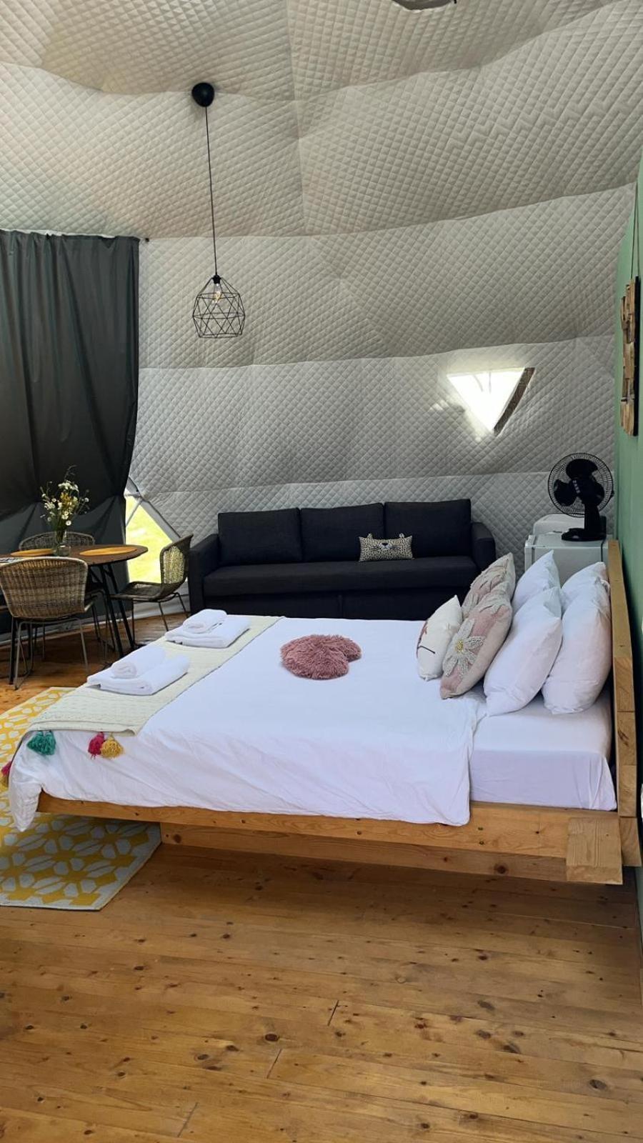 فندق Tranquil Dome - Manta'S Retreat Glamping Cornereva المظهر الخارجي الصورة